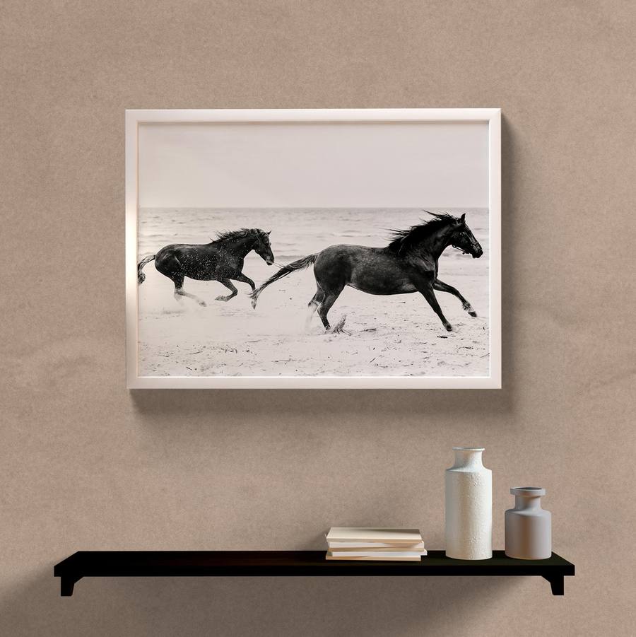 Quadro Decorativo Cavalos P&B - detalhe da moldura e acabamento