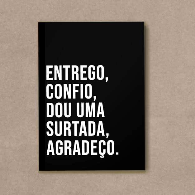 Quadro Decorativo Entrego, Confio - quadro decorativo em ambiente decorado