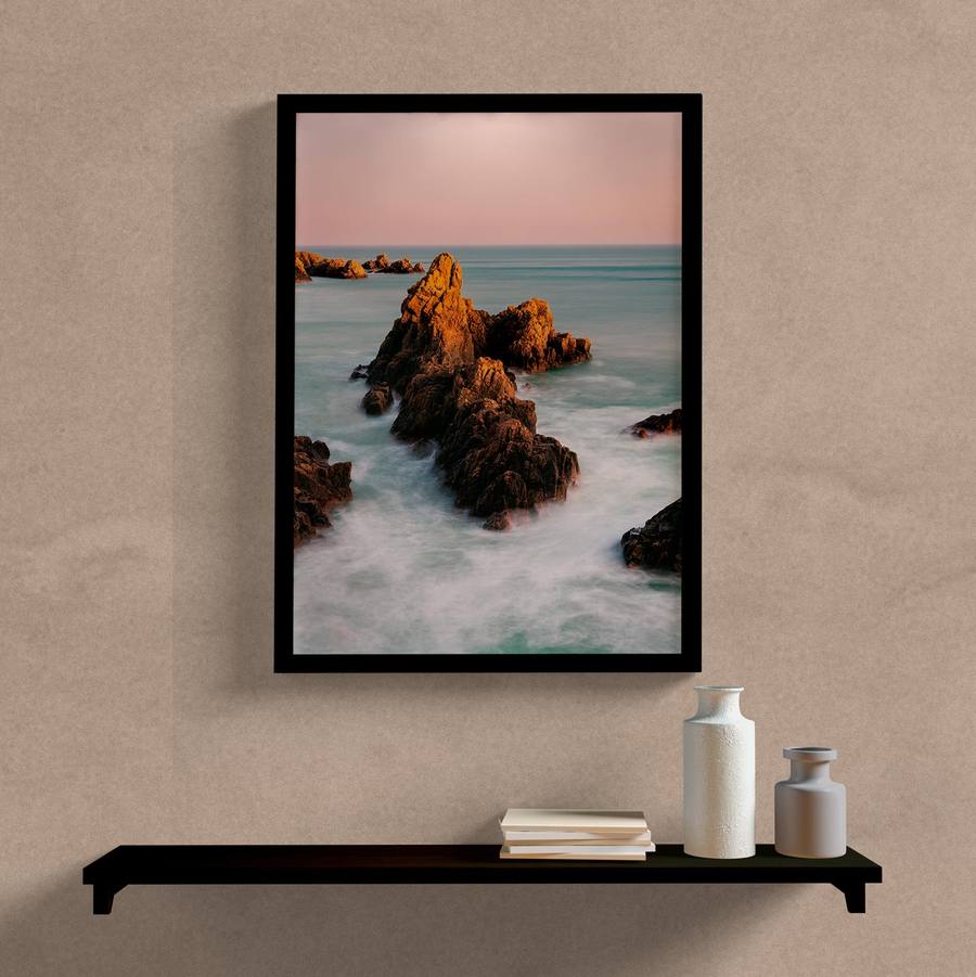 Quadro Decorativo Mar com Rochas Sunset - detalhe da moldura e acabamento
