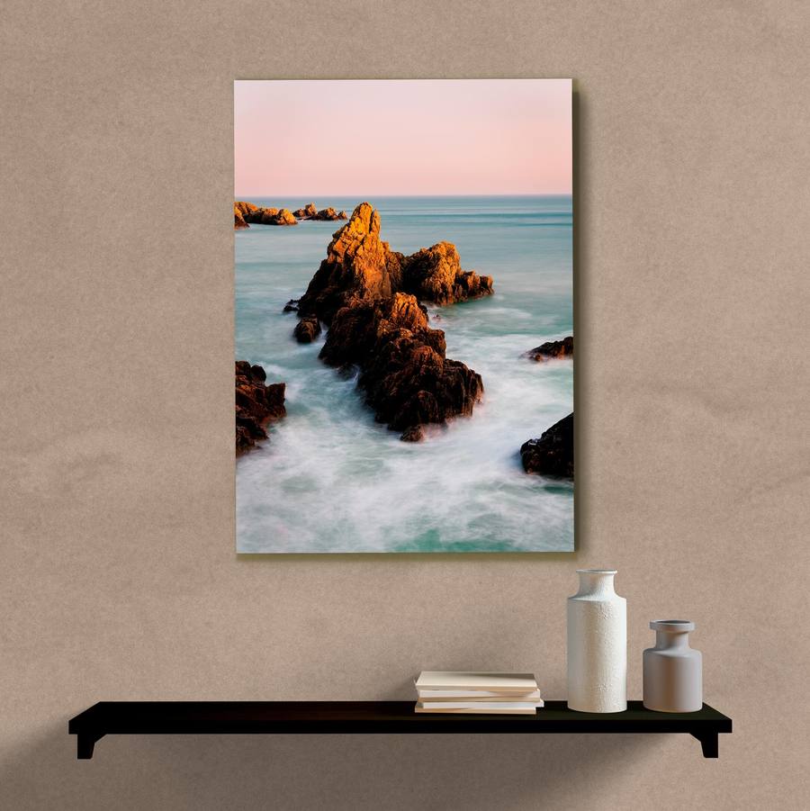 Quadro Decorativo Mar com Rochas Sunset - quadro decorativo em ambiente decorado