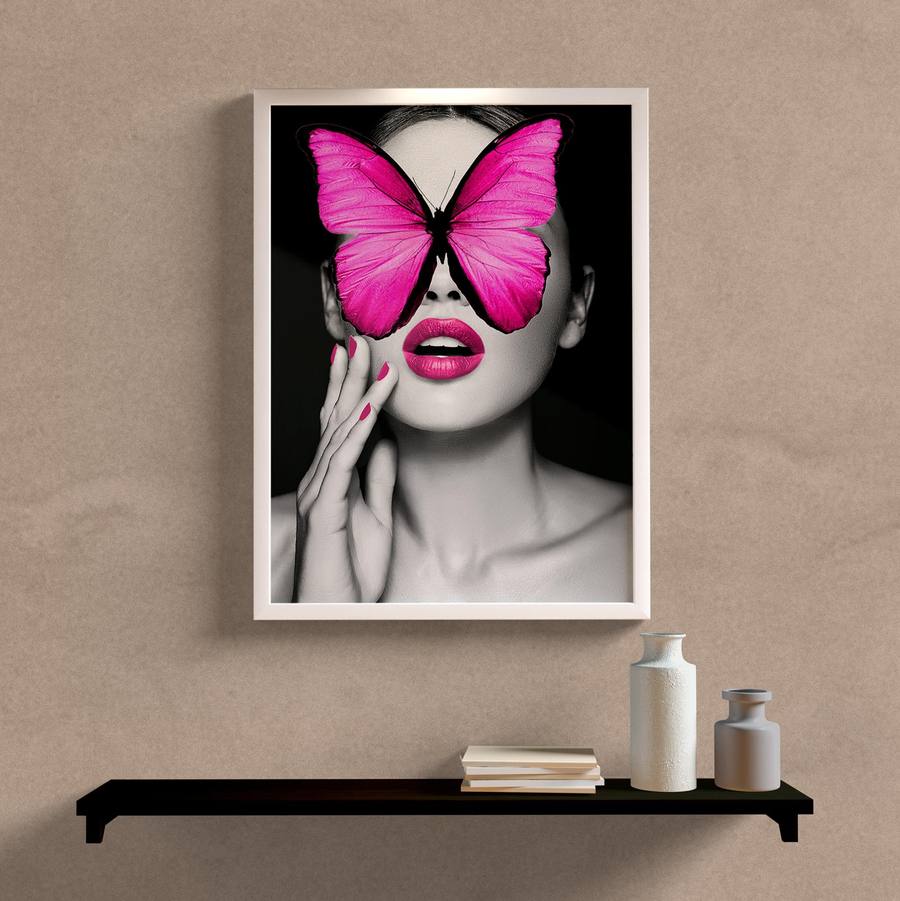 Quadro Decorativo Mulher com Borboleta Rosa II - detalhe da moldura e acabamento